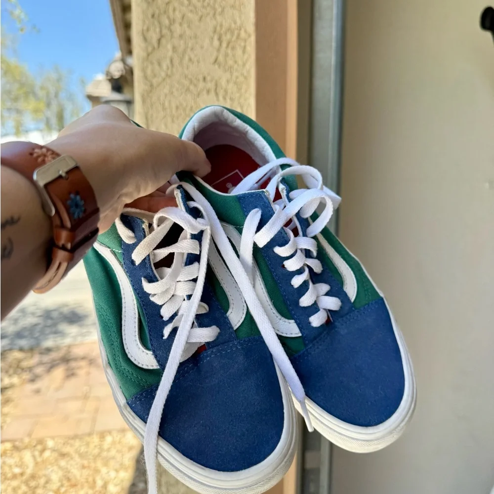 Colorful Low-Top Vans - Picture 2 of 5
